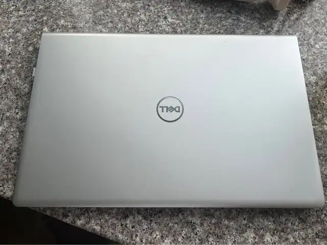Dell 15'', Улаанбаатар — Чингэлтэй — 11-р хороо