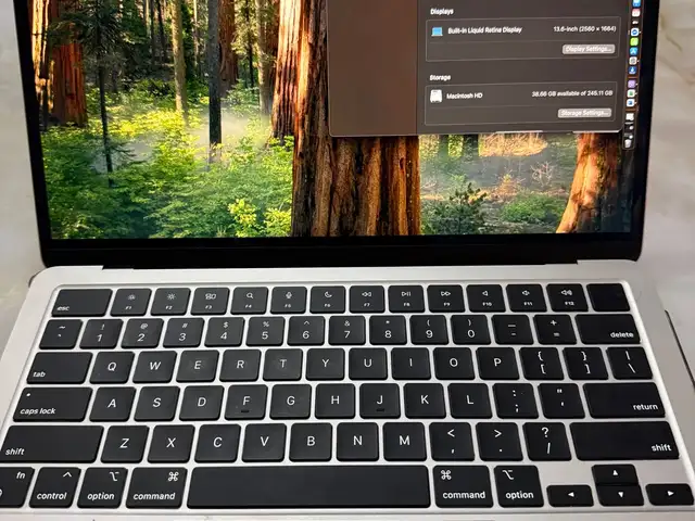 Apple 13.6, Apple M2, 8 GB RAM, 256 GB, Улаанбаатар — Баянзүрх — 16-р хороолол