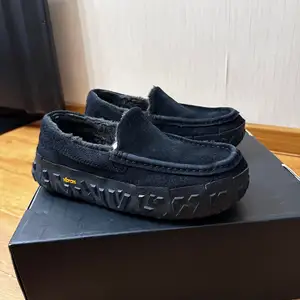 Orignal uvliiin bogino ugg, Улаанбаатар — Хан-Уул — Яармаг