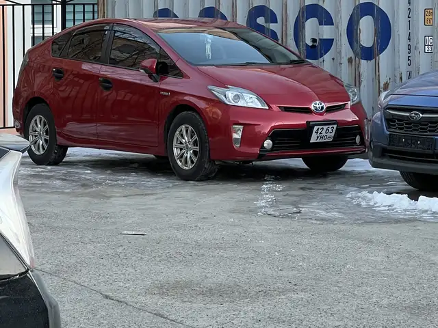 Toyota Prius 30