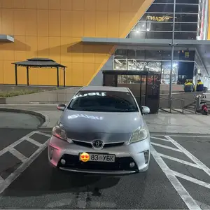 Toyota Prius 30
