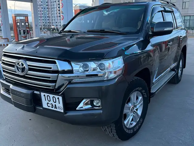 Toyota Land Cruiser 200