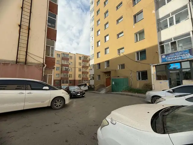 Бзд жуковт 3 өрөө байр 46m2, Улаанбаатар — Баянзүрх — 14-р хороо