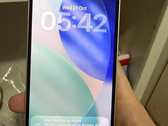 Apple iPhone 13, 128 gb, Starlight, Улаанбаатар — Чингэлтэй — 50 мянгат
