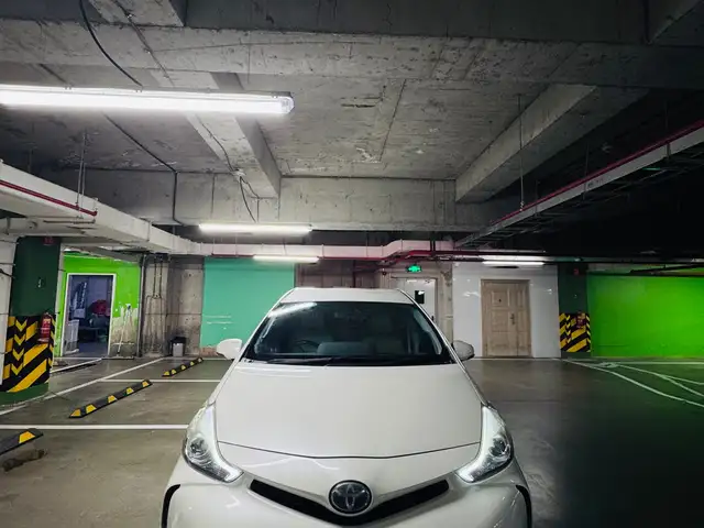 Toyota Prius 41