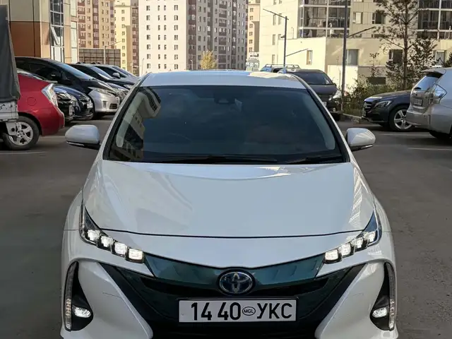 Toyota Prius PRIME 52