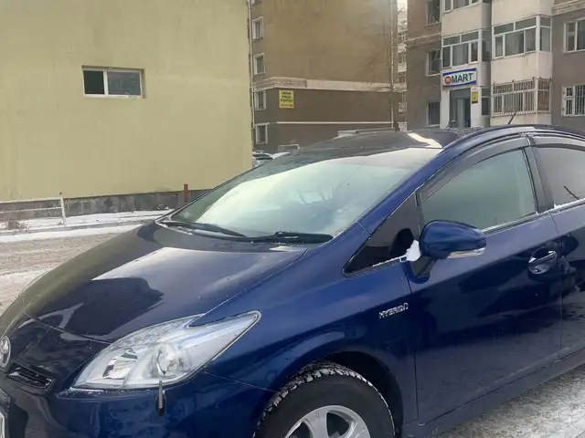 Toyota Prius 30