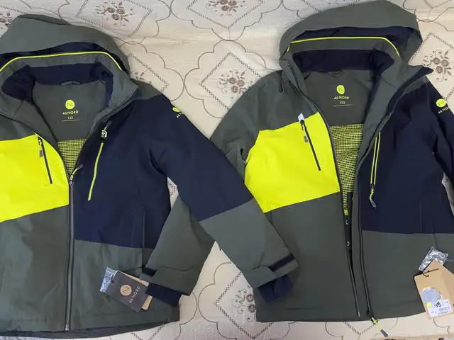 Швейцарь улсаас авсан nord брэндийн хавар намрын куртка, размер 152 см, Улаанбаатар — Сүхбаатар — 5-р хороолол