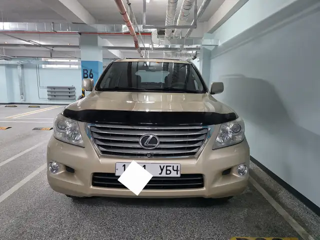 Lexus LX 570