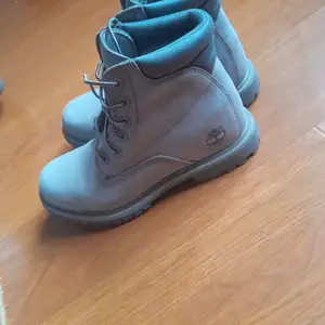 Timberland гутал, Улаанбаатар — Сонгинохайрхан — 7-р хороо
