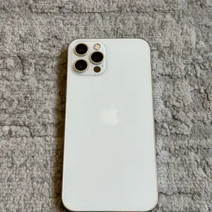 Apple iPhone 12 Pro, 128 gb, Silver, Улаанбаатар — Баянгол — Нарны хороолол