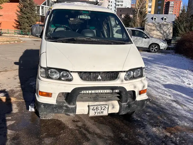 Mitsubishi Delica