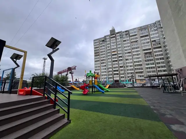 10 хорролол 2 өрөө байр 43m2, Улаанбаатар — Баянгол — 10-р хороолол