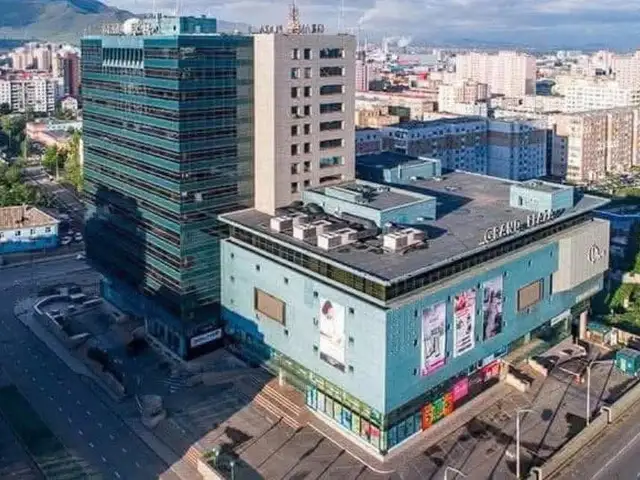 Гранд плаза 190мкв үйлчилгээний талбай, Улаанбаатар — Баянгол — Баруун 4 зам
