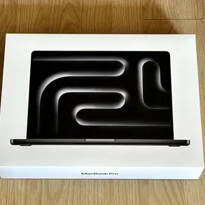 Apple 14'', Apple M5, 32 GB RAM, 1 TB, Улаанбаатар — Хан-Уул — Зайсан