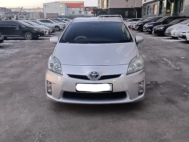 Toyota Prius 30