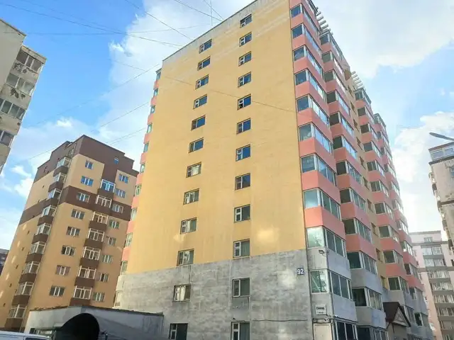 Бзд 43-р хороо натур төвийн урд 2 өрөө орон сууц 45m2, Улаанбаатар — Баянзүрх — 43-р хороо