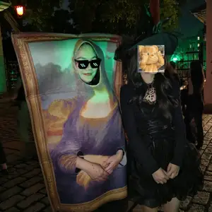 Halloween mono lisa set, Улаанбаатар — Хан-Уул — Japan town