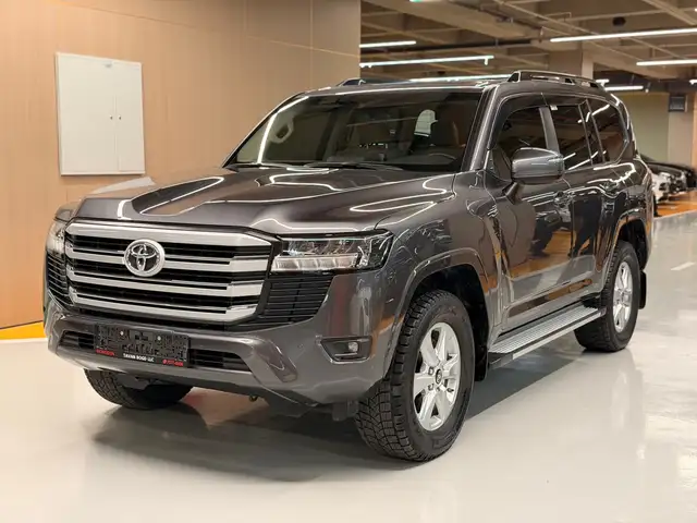 Toyota Land Cruiser 300
