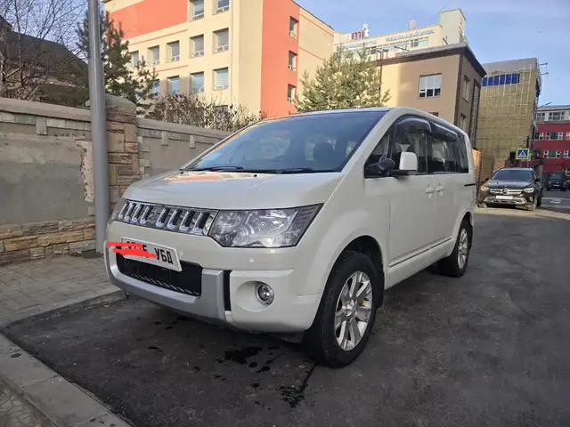 Mitsubishi Delica