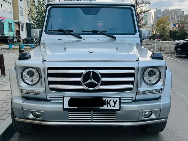 Mercedes-Benz G-Class