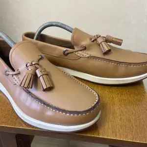 Salvatore ferragamo, Улаанбаатар — Сүхбаатар — 9-р хороо