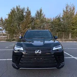 Lexus LX 600