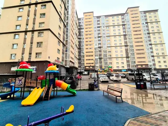 Сүхбаатар дүүрэгт 3 өрөө байр 73мкв, Улаанбаатар — Сүхбаатар — 9-р хороо