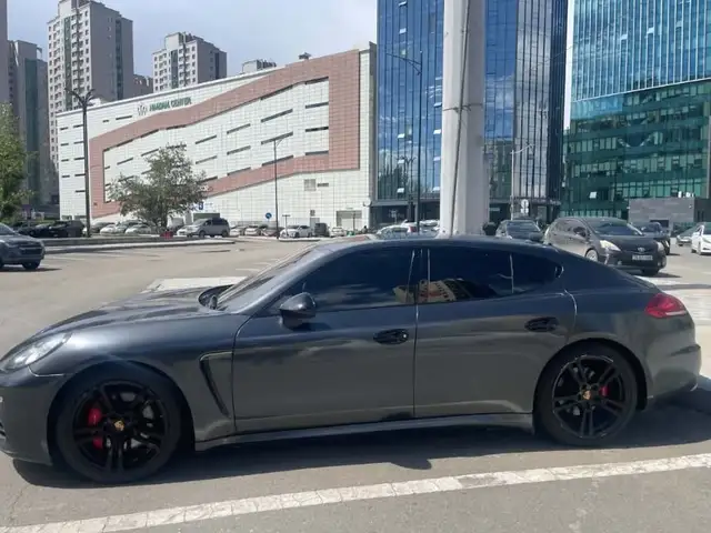 Porsche Panamera