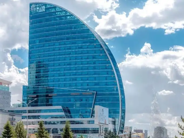 Хотын төвд blue sky tower оффис үйлчилгээний талбай 237мкв, Улаанбаатар — Сүхбаатар — 1-р хороо