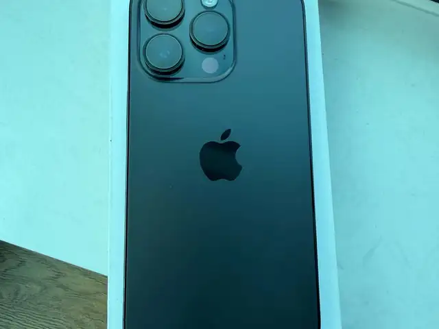 Apple iPhone 14 Pro, 128 gb, Space Black, Улаанбаатар — Хан-Уул — Яармаг