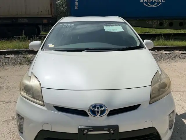 Toyota Prius 30