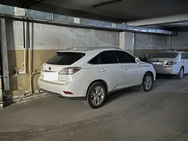 Дөлгөөн нуурын баруун талын 60-р байрны дулаан зогсоол, Улаанбаатар — Сүхбаатар — 9-р хороо