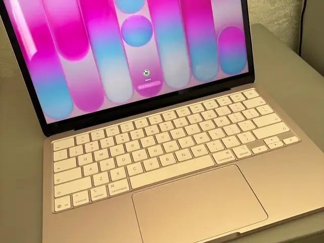 Apple 13", Улаанбаатар — Сонгинохайрхан — 1-р хороолол