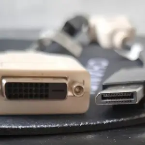 Dp-dvi monitor cable, Улаанбаатар — Баянзүрх — 13-р хороо