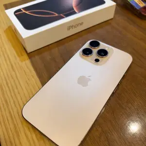 Apple iphone 16 Pro, 128 gb, Улаанбаатар — Сүхбаатар — 8-р хороо