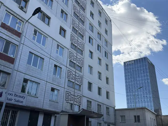 Сбд 2-р хороо циркийн урд гал тогоо тусдаа 3 өрөө байр 76мкв, Улаанбаатар — Сүхбаатар — 2-р хороо