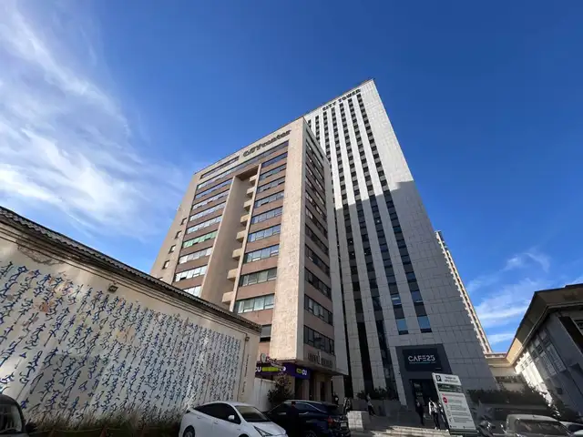 Хотын төвд сүхбаатарын талбайн зүүн талд city tower-т оффис 30мкв, Улаанбаатар — Сүхбаатар — 8-р хороо