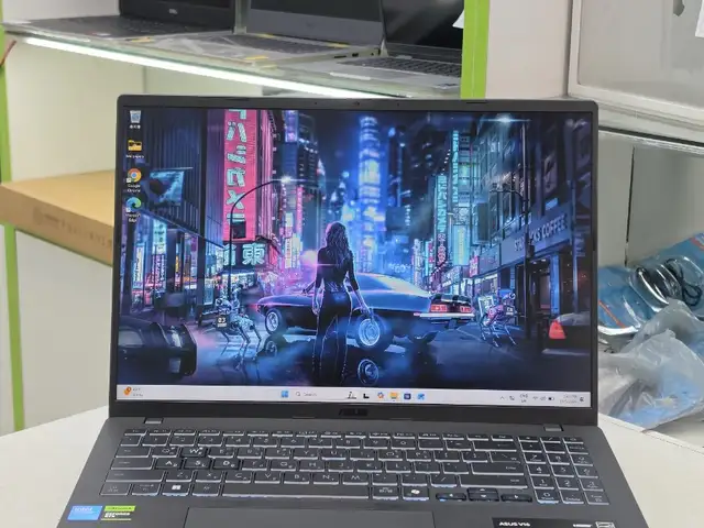 Asus 16'', Intel Core Ultra, 16 GB RAM, 512 GB, Улаанбаатар — Сүхбаатар — Монгол Улсын Их Сургууль
