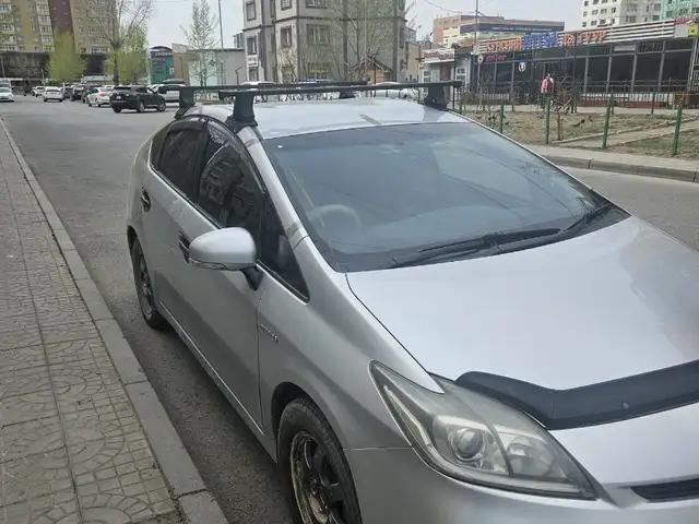 Toyota Prius 30