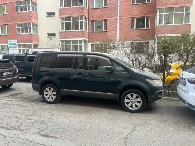 Mitsubishi Delica