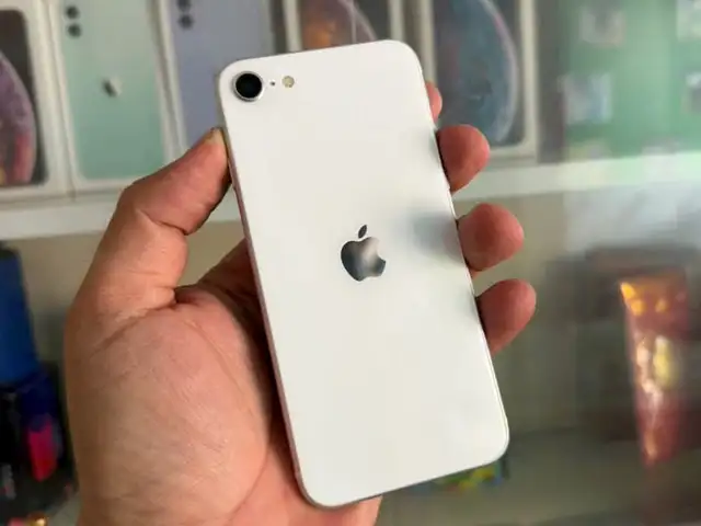 Apple iPhone SE, 64 gb, Улаанбаатар — Баянзүрх — 13-р хороолол