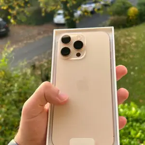 Apple iPhone 16 Pro Max, 256 gb, Улаанбаатар — Баянгол — 3, 4 хороолол