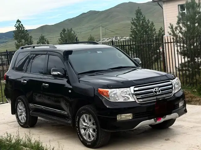 Toyota Land Cruiser 200