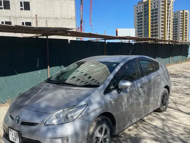 Toyota Prius 30
