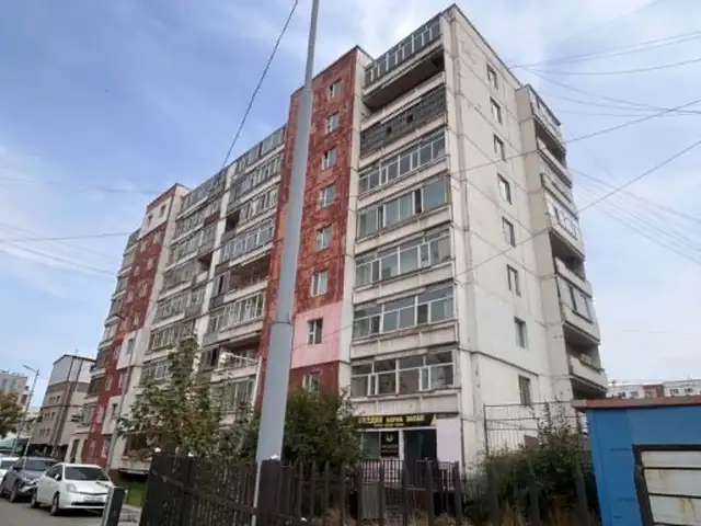 Төмөр замд гадагшаа хаалгатай талбай, Улаанбаатар — Баянгол — Төмөр зам