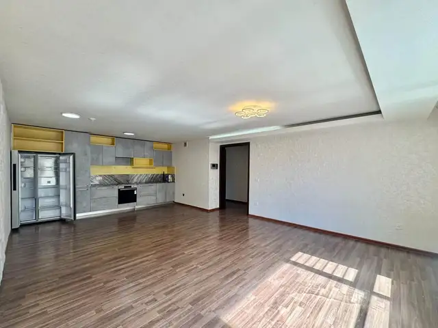 Crystal town хотхон 99.8мкв 3 өрөө байр, Улаанбаатар — Баянзүрх — 26-р хороо