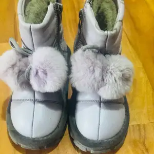 Uwliin gutal 27 size, Улаанбаатар — Баянзүрх — Ботаник
