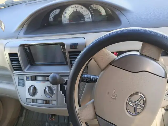 Toyota Raum