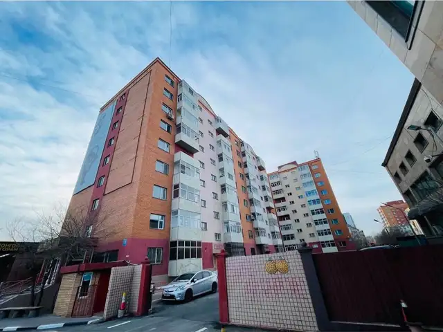Энхтайваны гүүрний хойд талд хос жүрж хотхонд 4 өрөө 124мкв, Улаанбаатар — Сүхбаатар — 1-р хороо
